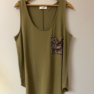 NWOT Zenana olive tank with leopard pocket